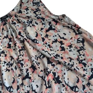 Jones New York women's floral sleeveless top size 1X